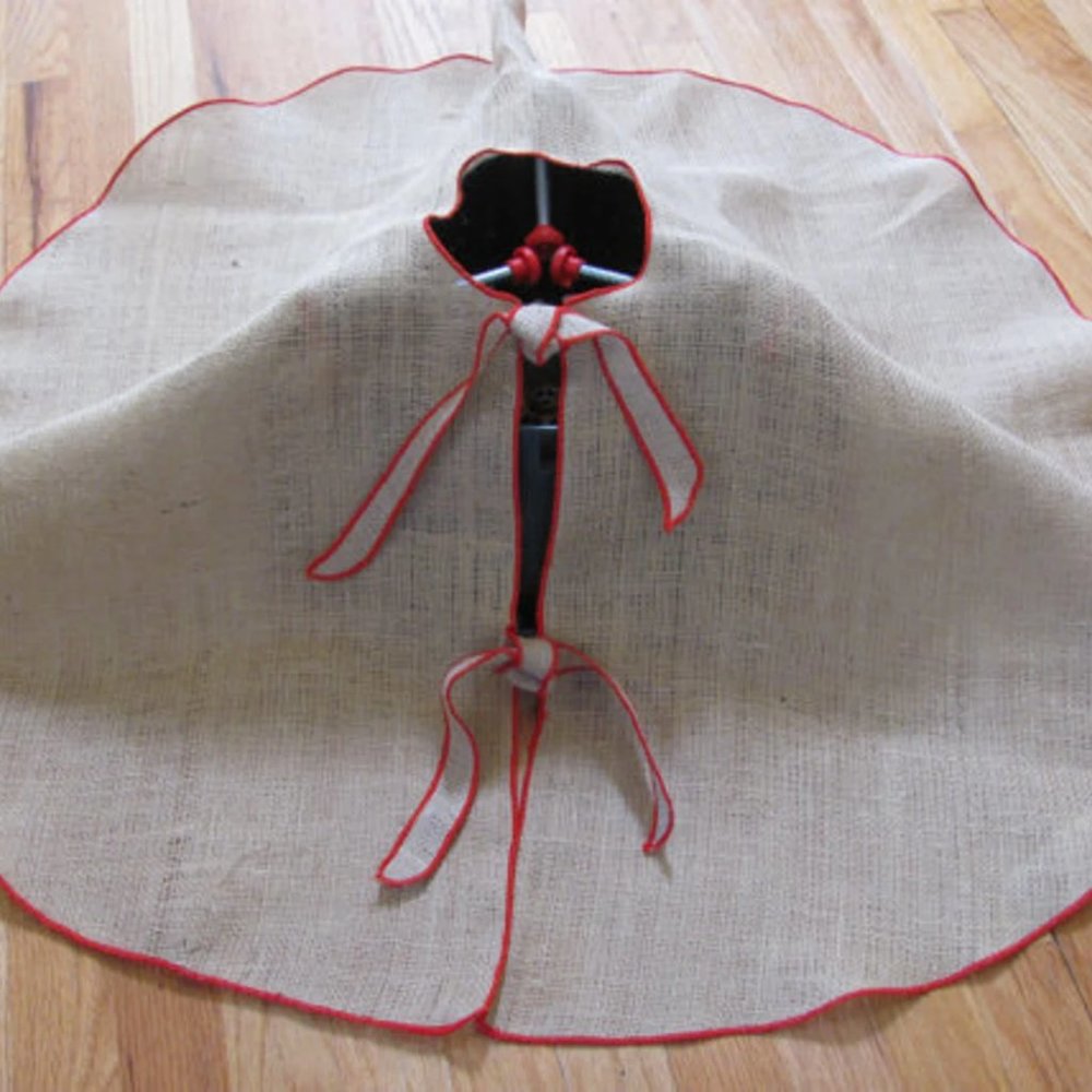 Handmade Burlap Tree Skirt